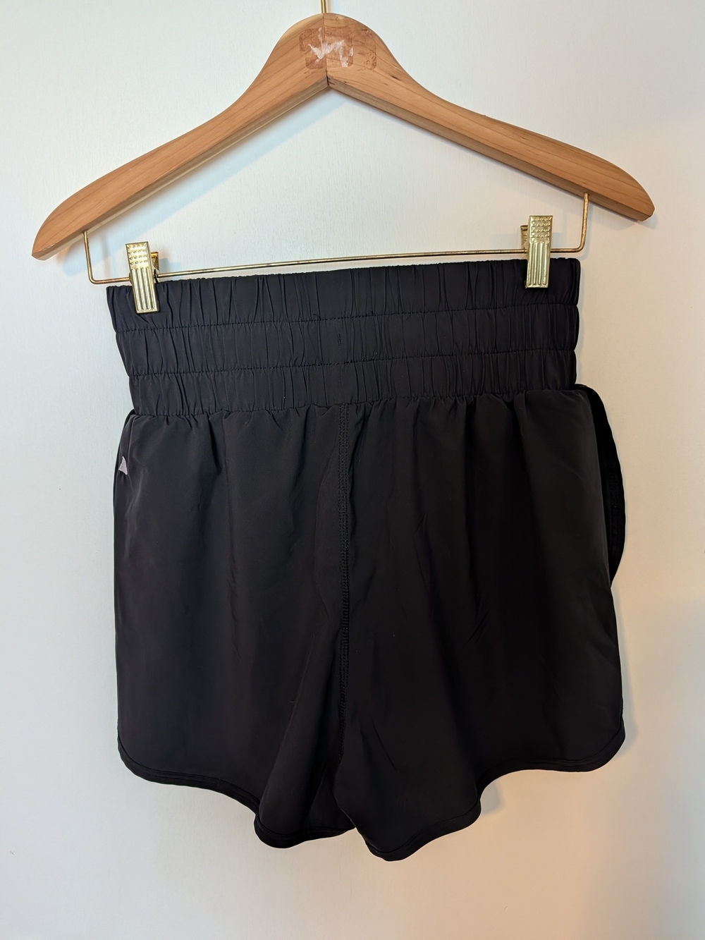 Vitality High-Waist Black Athletic Shorts with Smocked Waistband
